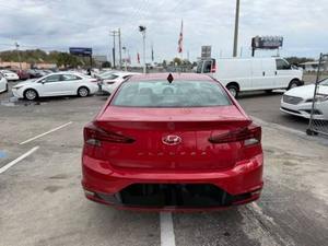 Usado cuidadosamente 2020 Hyun_dai Elantra - Product Image 4