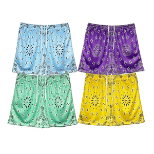 Fabricant Logo personnalisé Jeunesse Unisex Été 100% Polyester Sublimation Imprimé sur tout le short en maille Paisley pour homme avec poches - Product Image 1
