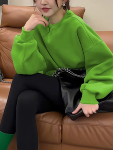 Sweatshirts surdimensionnés élégants pour femmes en vert vif-doux, confortables et polyvalents pour un usage quotidien - Product Image 3