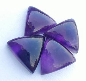 พลอยอเมทิสต์ทรงหลังแบนทรงสามเหลี่ยมรูปทรงกลมมีใบรับรอง IGI - Product Image 5