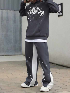 ชุดวอร์มสองชิ้นสำหรับผู้ชายกางเกงมีฮู้ดและกางเกงวิ่งพร้อมวัสดุผ้าฝ้ายพิมพ์ลายอะนิเมะสำหรับเสื้อผ้าแนวสตรีทแฟชั่น - Product Image 3