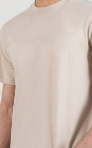 Camiseta 100% de algodón de corte holgado con logotipo serigrafiado personalizado para hombre OEM/ODM tejido con impresión digital y cuello de gran tamaño - Product Image 6