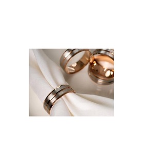 Elégants ronds de serviette en fer rustiques faits à la main pour les centres de table de mariage et les charmants amateurs de décoration intérieure vintage. - Product Image 4