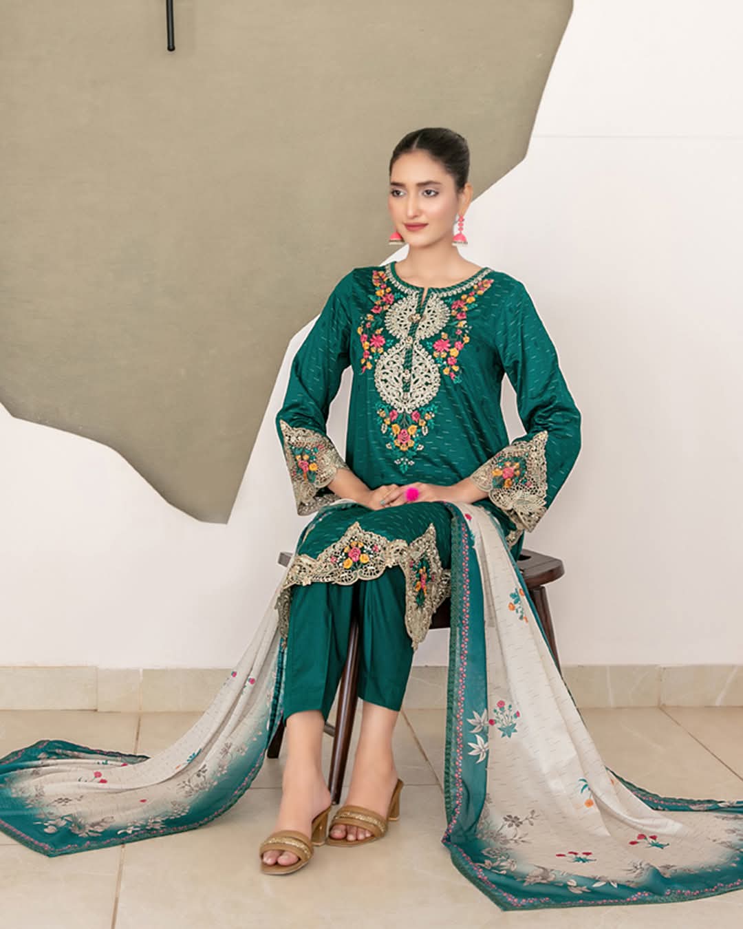 hindi dress for weddings