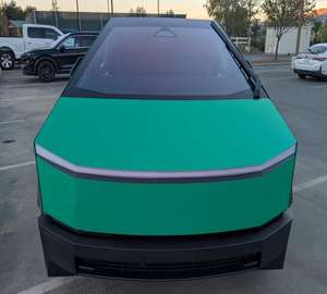 Camioneta 2024 Serie Foundation AWD Turbo Cuero R18 Bajo Kilometraje Transmisión Automática Volante a la Izquierda Gasolina - Product Image 1