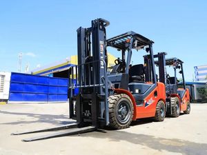 Montacargas Modelo 2012 con Motor Diésel - Product Image 2