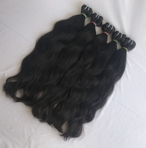 Exportation en gros 100% cheveux bruts de temple indien 20 ''extension de faisceaux ondulés naturels donneur unique pas d'emmêlement pas de perte toutes les longueurs - Product Image 2