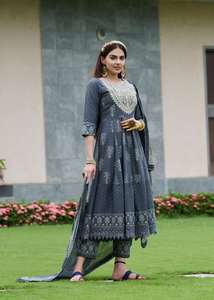 Último diseñador de algodón puro bordado Anarkali impreso Kurti Set por Fab Zone - Product Image 4