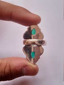 Hermoso anillo de plata esterlina de ónix verde llamativo y diseño delicado - Product Image 4