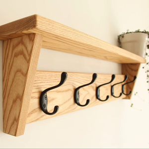 ไม้แขวนเสื้อไม้ธรรมชาติที่เพิ่มความสวยงามและความแข็งแรงให้กับตู้เสื้อผ้าของคุณ ไม้แขวนเสื้อไม้ที่ดีที่สุดสำหรับชุดเดรส เสื้อเชิ้ต เสื้อโค้ท และสูท - Product Image 1