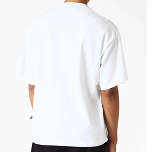 เสื้อยืดคอตตอนเจอร์ซีย์ 100% ขายส่ง ออกแบบโลโก้ได้ตามต้องการ ทรงหลวม ไหล่ตก แขนสั้น คอกลม พิมพ์ลายได้ - Product Image 6