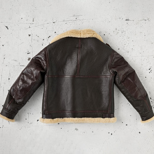 Blouson d'aviateur en cuir de luxe avec options de personnalisation pour hommes conçu pour une chaleur élégante et un confort extérieur toute la journée - Product Image 4