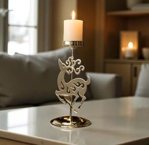 Elegante Candelabro Alto de Hierro Negro Mate para Mesa de Comedor, Sala de Estar, Decoración del Hogar, Hecho a Mano, Ecológico, Artesanal - Product Image 2