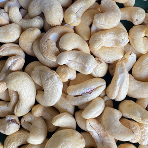 Anacardos de alta calidad al por mayor, anacardos W320 exportados a Asia, Oriente Medio y Dubái - Product Image 1