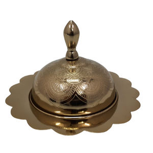 Vente en gros de plateau alimentaire en aluminium et en fer en vrac Tijen avec couvercle et ghundi finition en laiton de forme ronde fabriqué à la main en vrac - Product Image 1