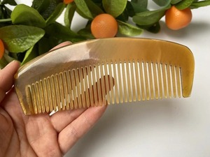 Peigne à cheveux en corne naturelle, couleur aléatoire, massage de la barbe, multi-usages, peignes à cheveux en corne naturelle, différentes tailles pour coiffure, salon - Product Image 4