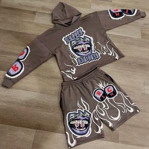 Personalizado de dos piezas Sweatsuit Track Short Set Verano desgastante bordado Chándal Sudadera con capucha y pantalones cortos conjuntos para los hombres - Product Image 2