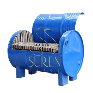 เก้าอี้ทรงม้านั่งแบบถังน้ำมันรีไซเคิล ดีไซน์เก้าอี้ทรงม้านั่งหุ้มเบาะจากถังน้ำมันโลหะ - Product Image 1