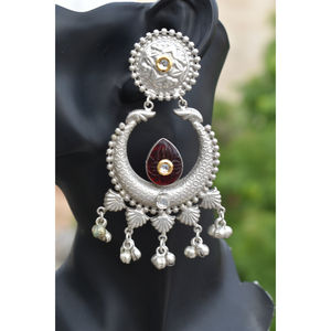 Nouvelle conception, boucles d'oreilles créoles jhumka en laiton aspect argent, faites à la main, style traditionnel, avec pierres, pour filles et femmes - Product Image 3