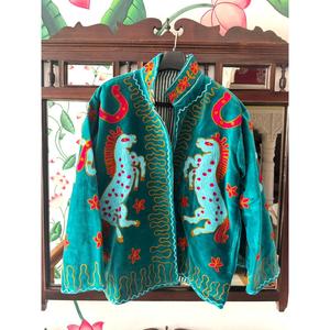 Veste d'automne en velours brodée Suzani, manches longues, col montant mandarin, style vintage, motif floral cheval turquoise, rembourrée en coton - Product Image 2