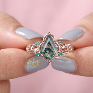 Anillo de Compromiso de Ágata Musgo Pera con Acento de Esmeralda en Oro Sólido de 10K, Anillo con Diseño de Espiral Inspirado en la Naturaleza, Joyería Nupcial para Mujer - Product Image 1