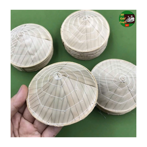 Chapeau conique traditionnel vietnamien Non La en feuille de palmier naturelle, petit chapeau conique en feuille de palmier, peindre et personnaliser un Non La vietnamien - Product Image 2