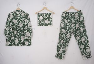 ชุดนอนพิมพ์ลายบล็อกด้วยมือสีเขียวชุดนอนพิมพ์ลายดอกไม้สีเขียว - Product Image 2