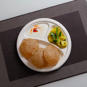 Assiettes jetables en bagasse imprimées sur mesure de qualité supérieure, durables, sans produits chimiques et robustes, vaisselle pour mariage - Product Image 1