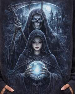 Sweat à capuche oversize pour femme, style streetwear, en molleton, avec motif de grimpeur de la mort gothique noir délavé par le fabricant - Product Image 5