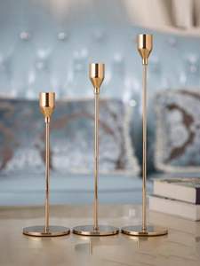 Portavelas de metal elegante con diseño decorativo para interiores de hogar con tema vintage Ajuste de mesa y celebraciones festivas - Product Image 5