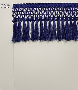 Rubans et lacets tissés à la main sur mesure en différents modèles et couleurs pour robes de mariée avec franges à nœud unique - Product Image 4