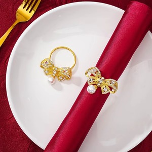Servilletero de lazo dorado decorativo con cristales brillantes para mesa de lujo, eventos de boda, acento de comedor de Hotel - Product Image 3