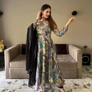 New One Anarkali Suit Owned Real Modeling Summer Collection Traje Anarkali en nuevo estilo elegante a precio mayorista La mejor calidad - Product Image 1
