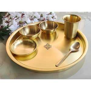 Juego de Vajilla de 6 Piezas de Latón Puro con Diseño Chino Tradicional, Acabado Dorado Mate en Relieve, Vajilla de Lujo Duradera - Product Image 5