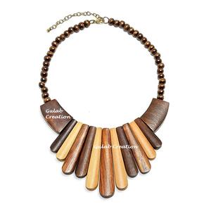 Collar de Madera de Teca Multitono, Collar de Madera Natural Hecho a Mano, Joyería de Moda Bohemia y Étnica - Product Image 1