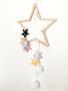 ลวดสีทองเมอร์รี่คริสต์มาสแขวนผนังตกแต่งทำจากโลหะที่ทนทานพร้อมผิวสีทองเรียบหรูแบบโค้ง - Product Image 4