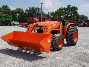 Tracteur à chenilles Kubota MX6000 LA106 d'occasion pas cher 2022 avec chargeur frontal, tracteur utilitaire compact pour la ferme - Product Image 2