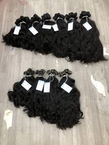 Precio al por mayor Color Rubio Cinta ondulada natural en extensiones de cabello 100% Cabello vietnamita La mejor calidad Sin enredos Sin caída - Product Image 6