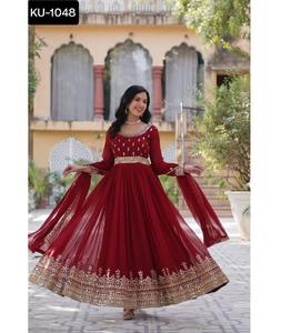 Dernières femmes portent des robes de fantaisie prêtes à porter Anarkali avec des paillettes brodées fonctionnent avec une bordure en dentelle de créateur Dupatta pour les femmes - Product Image 1