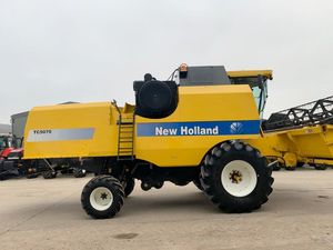 เครื่องเก็บเกี่ยวข้าวโพด HOLLAND TC5070 มือสอง สภาพดี สำหรับข้าว ข้าวสาลี มันฝรั่ง เครื่องจักรกลการเกษตร ขาย - Product Image 6