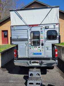 Mini-camping-car 4x4 moderne en aluminium léger avec extension coulissante pour expéditions – Véhicule de camping-car 4x4 moderne - Product Image 6