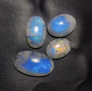 100% Natural Moonstone Cabochon Amazing Flashy Blue Moonstone Cabochon Rainbow Gemstone a precios de fábrica al por mayor Venta al por mayor - Product Image 1