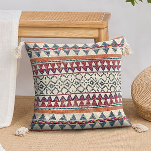 Triangle Motif Designer Coussin Couvre Multicolore Designer Oreillers Brodé Coton Oreillers pour La Maison Salon Décoration - Product Image 2