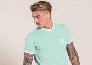 Venta al por mayor Fitness menta verde color curva dobladillo Hombres Running Sports Plain manga corta Camiseta Hombres Muscle Gym Shirt - Product Image 3