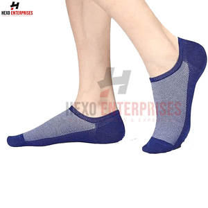 Vente en gros de chaussettes courtes en coton Chaussettes courtes de qualité supérieure avec logo personnalisé imprimé et mode Chaussettes courtes à coupe basse pour hommes - Product Image 6