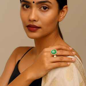 Bague ajustable en argent avec pierre verte, style émeraude vintage, bijou victorien, cadeau - Product Image 1