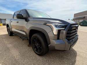Toyota Tundra SR5 2025 SUV Gris, Faros LED, Transmisión Automática, Neumáticos R19, Motor de Gasolina, 5 Asientos, Interior de Tela - Product Image 2