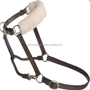 Dos de cheval en cuir noir double pli fait à la main avec rembourrage en polaire vison doux confort supplémentaire cheval de licou en cuir réglable - Product Image 1