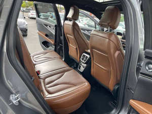 ใช้อย่างสมบูรณ์แบบ2022 Lincoln Nautilus - Product Image 3