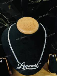 Collar de Plata 925 con Placa de Nombre Personalizada, Letra con Diamantes Moissanite, Cadena de Lujo con Colgante - Product Image 1